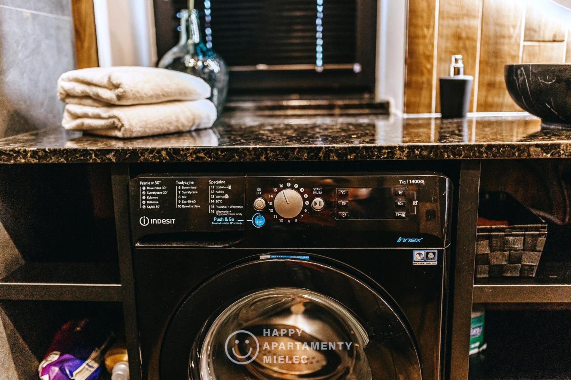Happy Nest - Apartamentyhappy Pl Mielec Kültér fotó